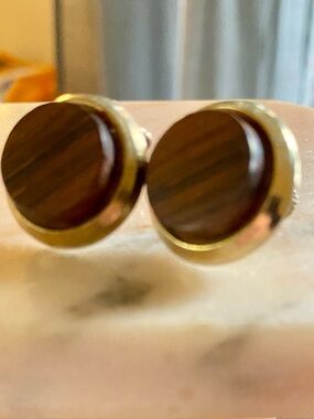 Vintage minimalist mid-century modern MCM Round Wood Bras Inlay Earrings